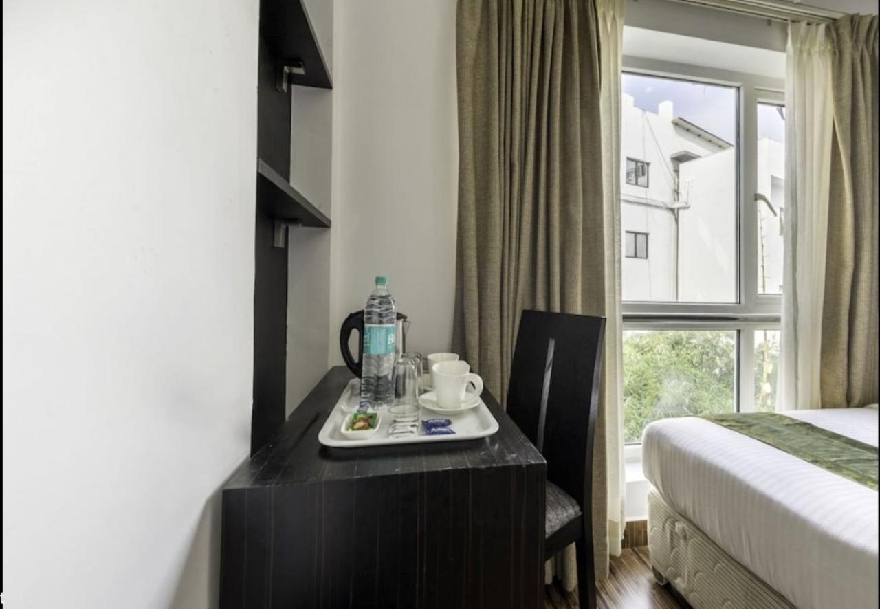 Hotel Chennai Exterior photo